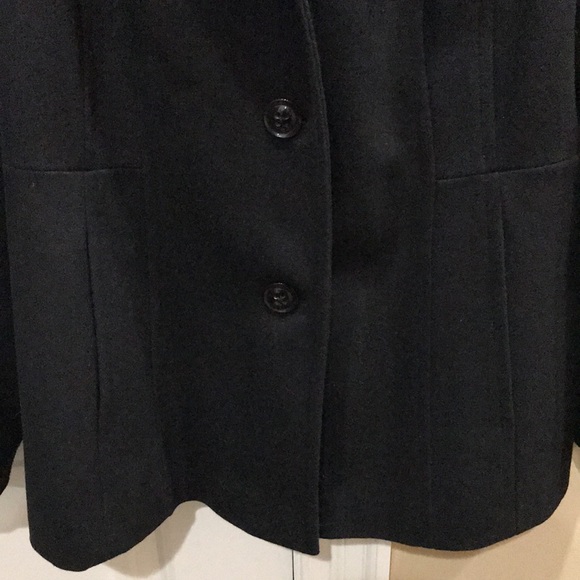 NWOT Beautiful coat CROFT & BARROW - Picture 5 of 14